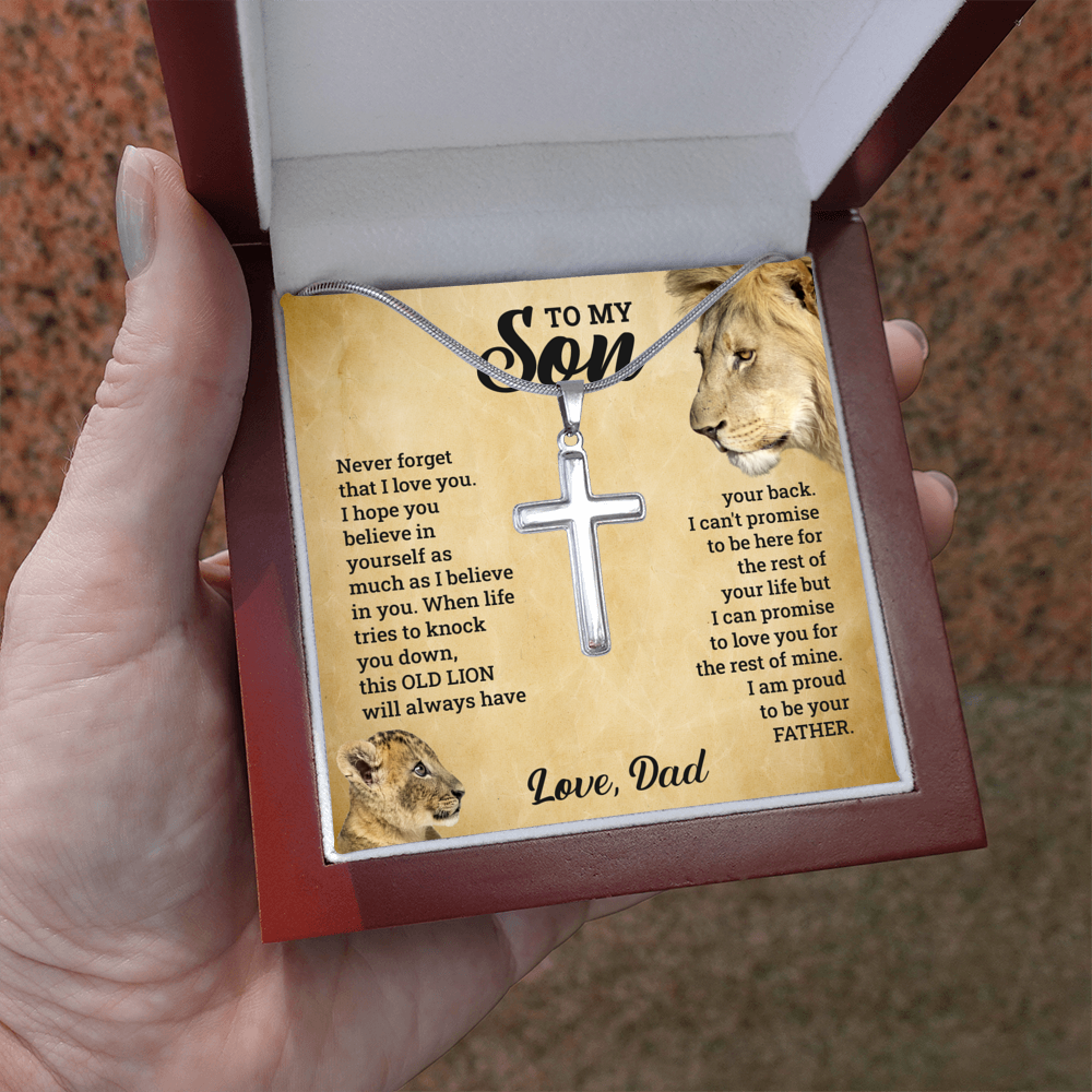 TO MY SON THIS OLD LION CROSS NECKLACE GIFT SET